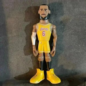 Funko 2021 LeBron James lakers action figure